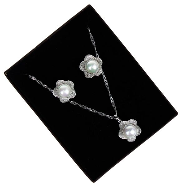 Jewelry set “Pearl”